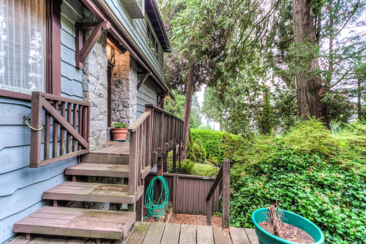 2696-Palmerston-Avenue-North-Vancouver-360hometours-05s at 2696 Palmerston Avenue, Dundarave, West Vancouver