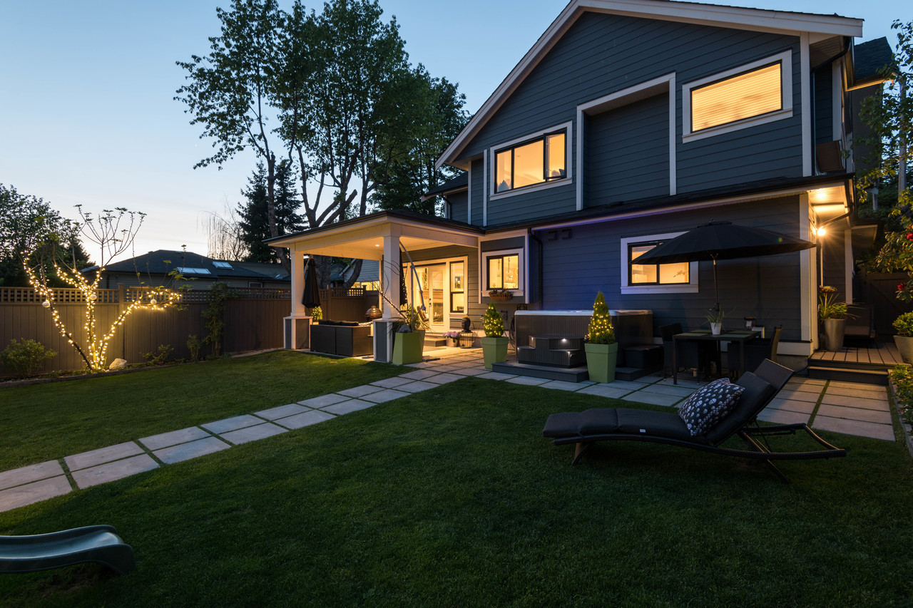 4th-print-70 at 633 East 4th, Queensbury, North Vancouver