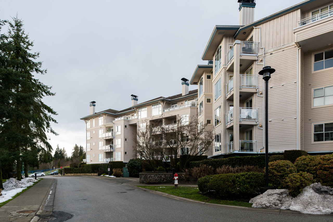 deercrest-print-22-jesse-lavers-conflicted-copy-2018-02-27 at 314 - 3608 Deercrest Drive, Roche Point, North Vancouver