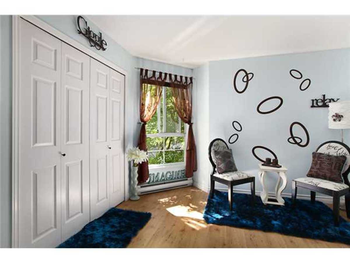 image-259501628-6.jpg at 205 - 1550 Fell Avenue, Hamilton, North Vancouver