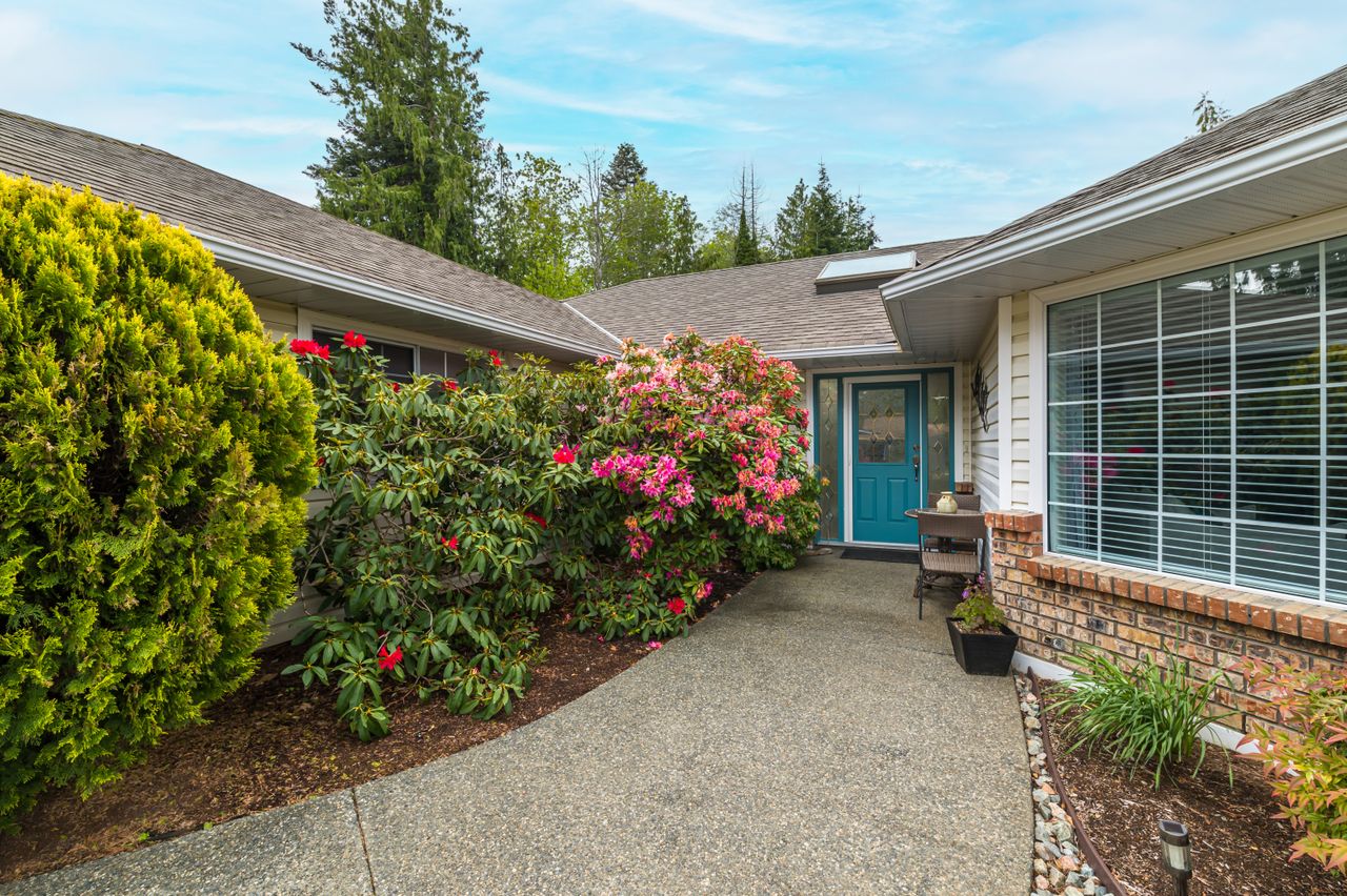 538 Eaglecrest Drive Qualicum Beach, BC Rancher For Sale