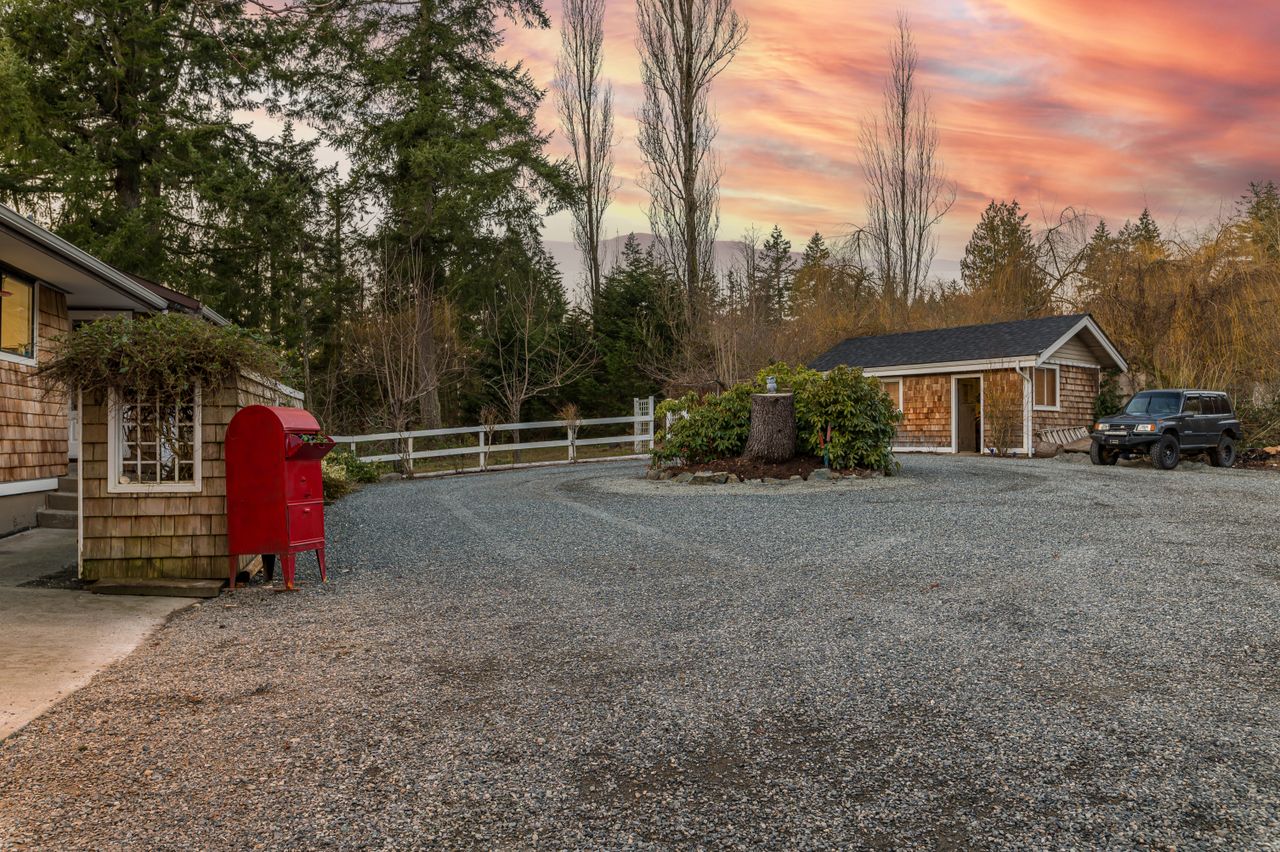 1317 White Road Nanaimo, BC Acreage For Sale