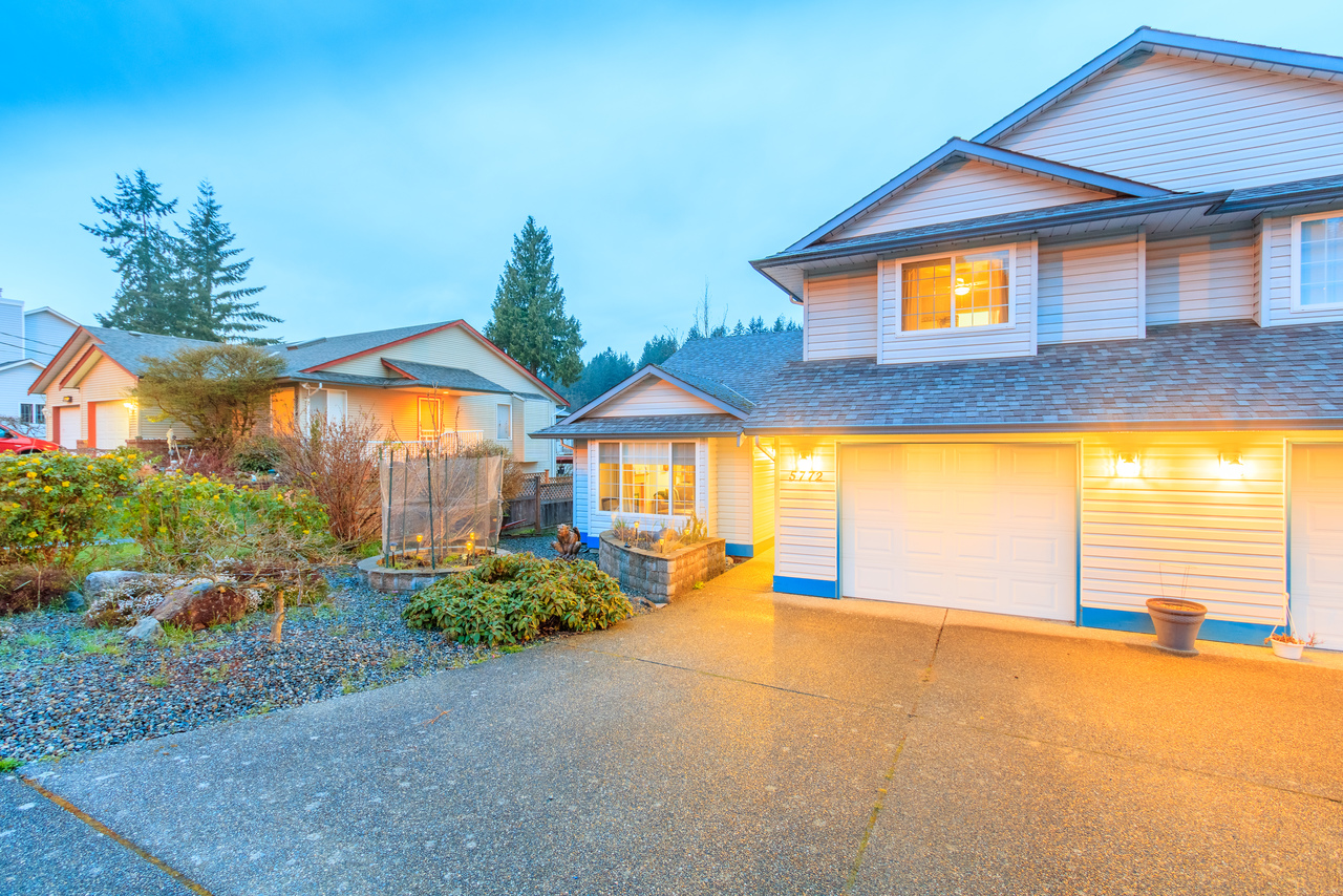 5772 Brookwood Drive Nanaimo, BC Home for Sale