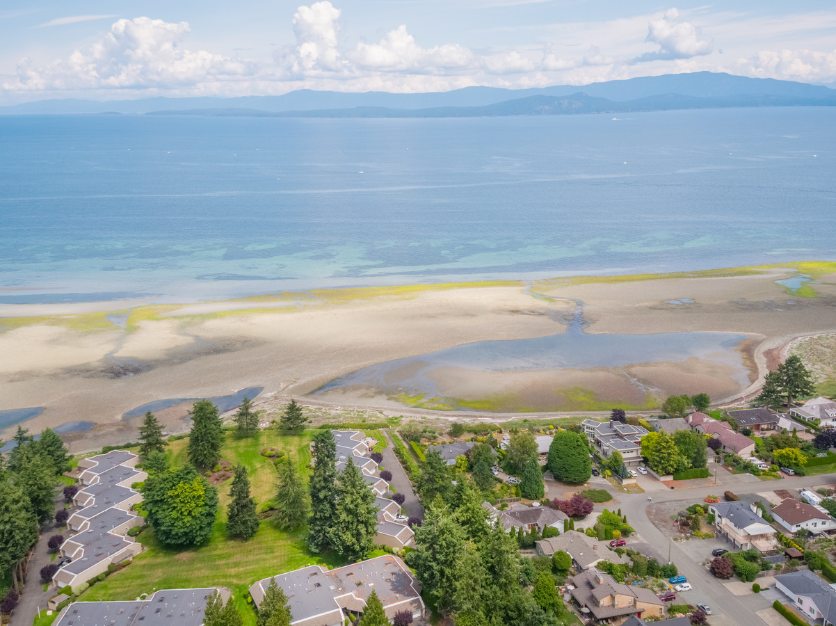 34529 Johnstone Road French Creek, BC Patio Home For Sale