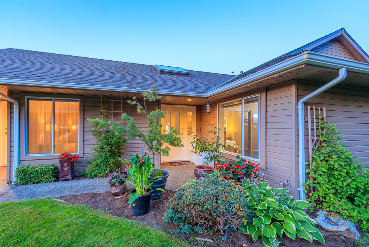 34529 Johnstone Road French Creek, BC Patio Home For Sale