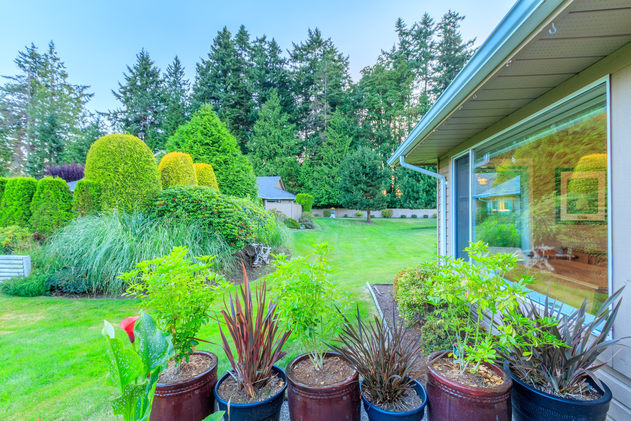 34529 Johnstone Road French Creek, BC Patio Home For Sale