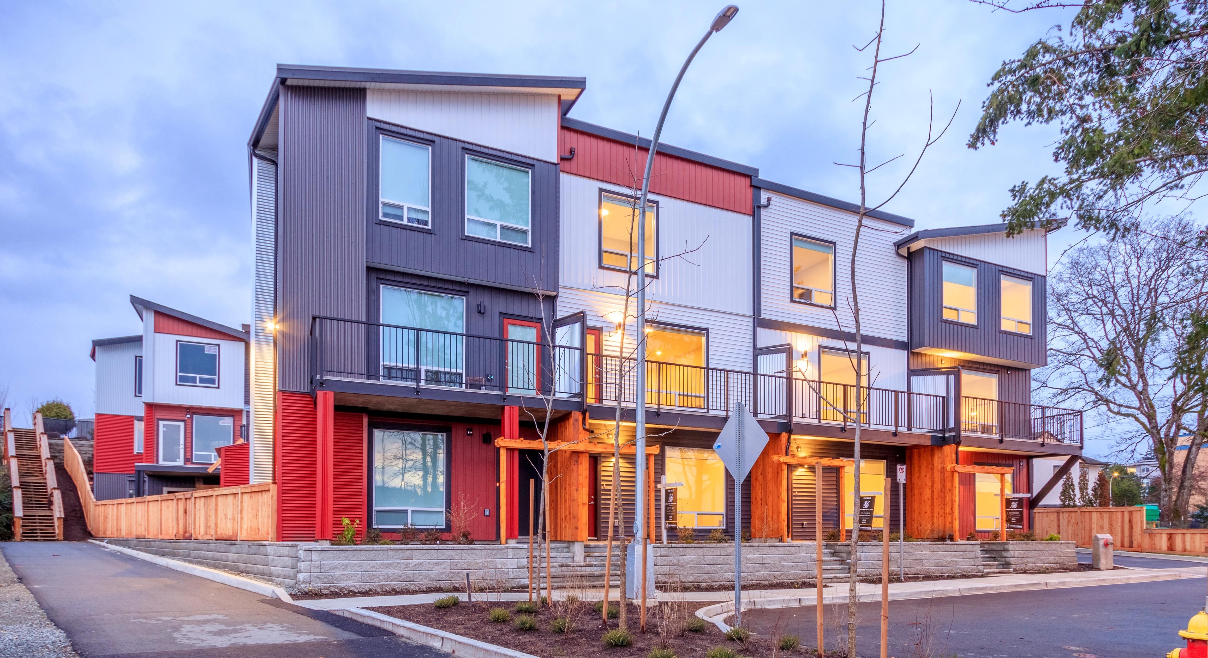 1041726 Kerrisdale Road Nanaimo, BC Townhome for Sale