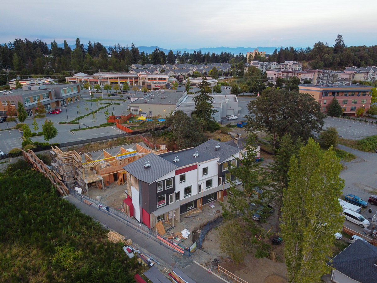 1021726 Kerrisdale Road Nanaimo, BC Townhouse For Sale