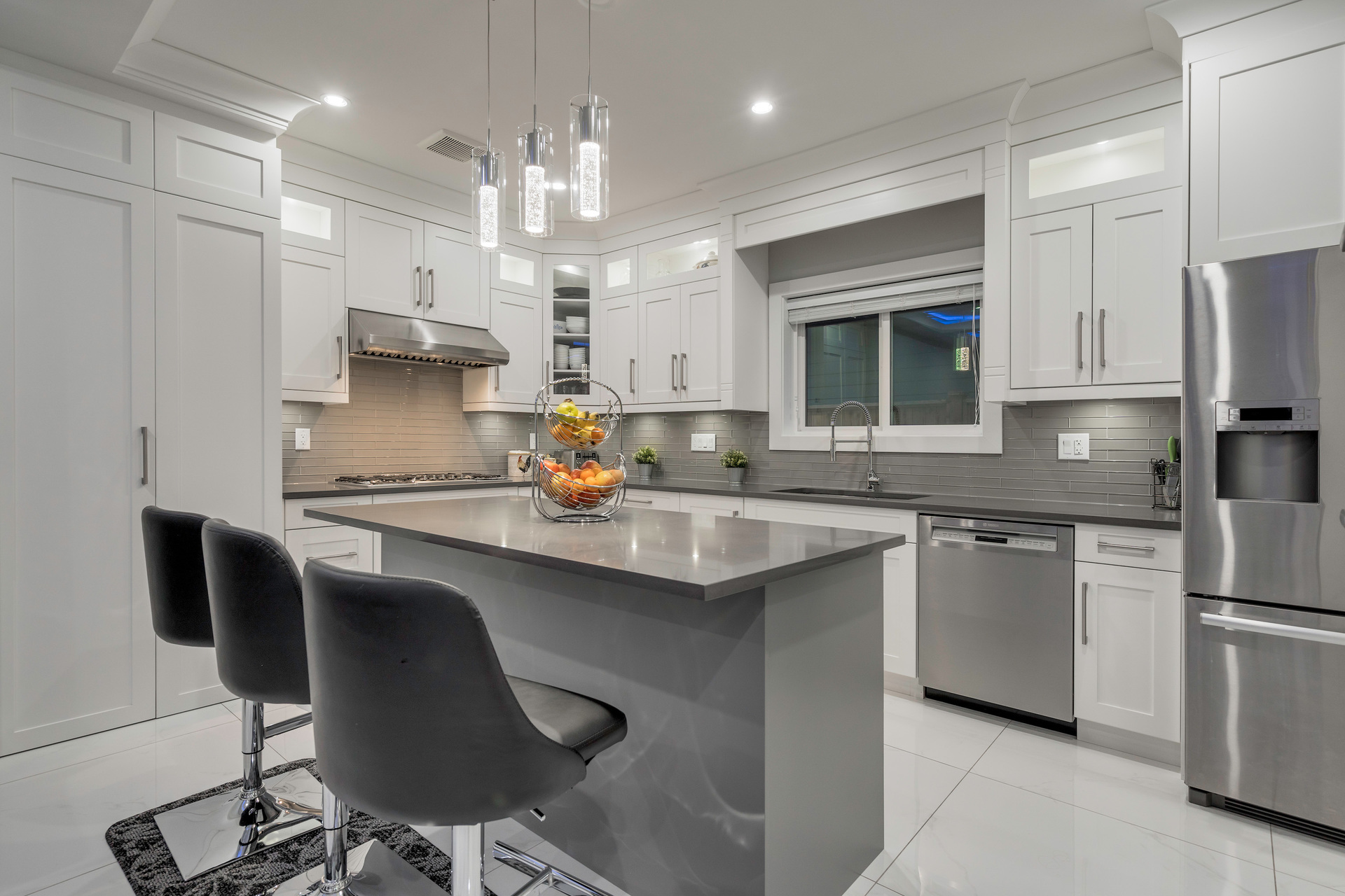 10180-finlayson-dr-360hometours-12
