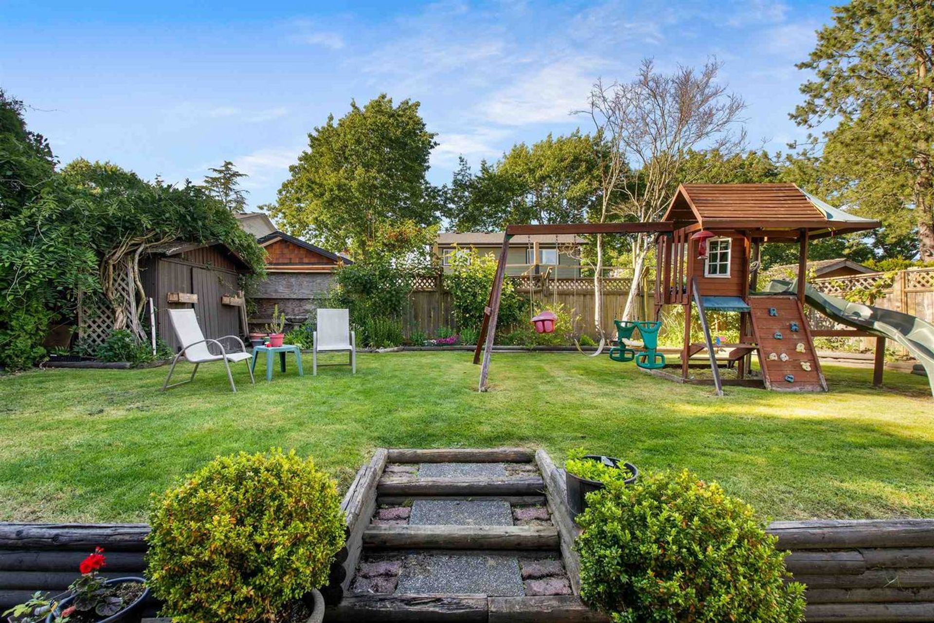 13329-67a-avenue-west-newton-surrey-25