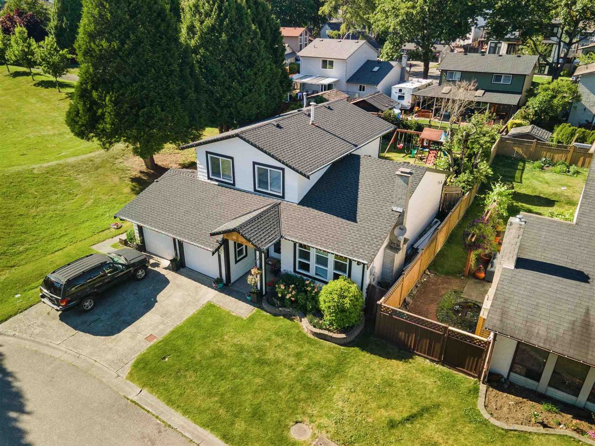 13329-67a-avenue-west-newton-surrey-26