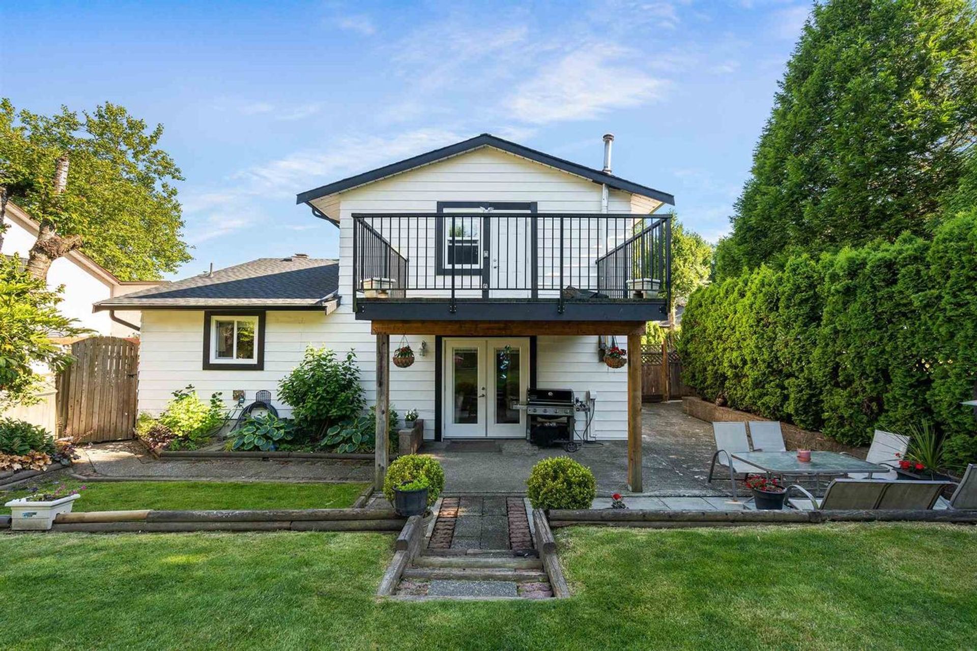 13329-67a-avenue-west-newton-surrey-29