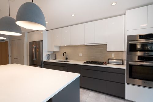 011 at 104 - 1525 Bellevue Avenue, Ambleside, West Vancouver 011 at 104 - 1525 Bellevue Avenue, Ambleside, West Vancouver