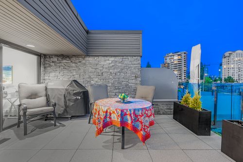 2344-marine-drive-west-vancouver-30 at 2344 Marine Drive, Dundarave, West Vancouver 2344-marine-drive-west-vancouver-30 at 2344 Marine Drive, Dundarave, West Vancouver