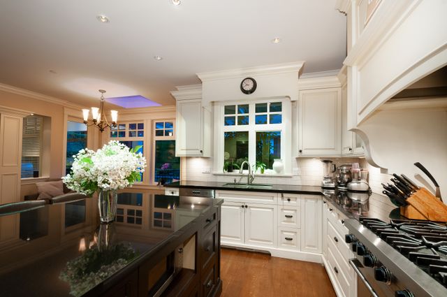 012 at 2215 Jefferson Avenue, Dundarave, West Vancouver 012 at 2215 Jefferson Avenue, Dundarave, West Vancouver