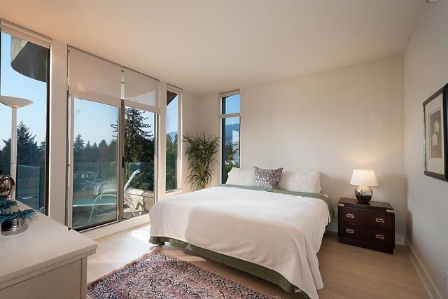 570-18th-street-ambleside-west-vancouver-10 at 901 - 570 18th Street, Ambleside, West Vancouver