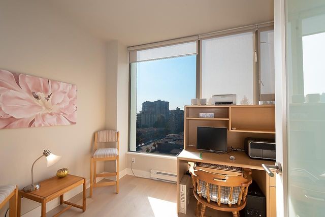 570-18th-street-ambleside-west-vancouver-12 at 901 - 570 18th Street, Ambleside, West Vancouver 570-18th-street-ambleside-west-vancouver-12 at 901 - 570 18th Street, Ambleside, West Vancouver