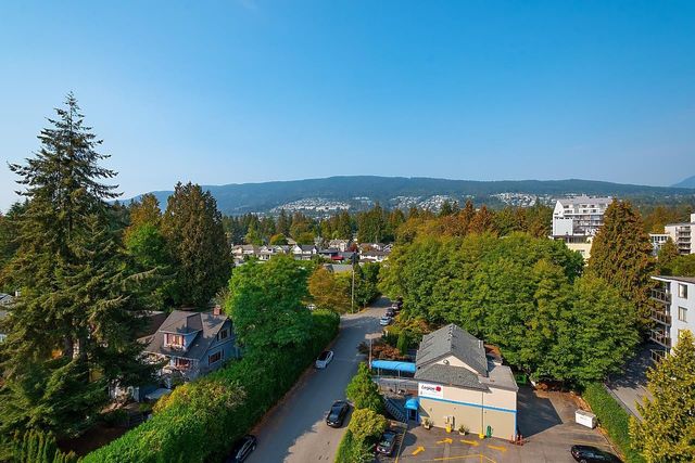 570-18th-street-ambleside-west-vancouver-14 at 901 - 570 18th Street, Ambleside, West Vancouver