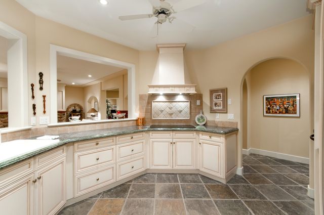 008 at 425 Eastcot Road, British Properties, West Vancouver 008 at 425 Eastcot Road, British Properties, West Vancouver