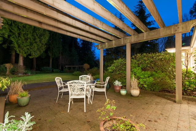 016 at 425 Eastcot Road, British Properties, West Vancouver 016 at 425 Eastcot Road, British Properties, West Vancouver