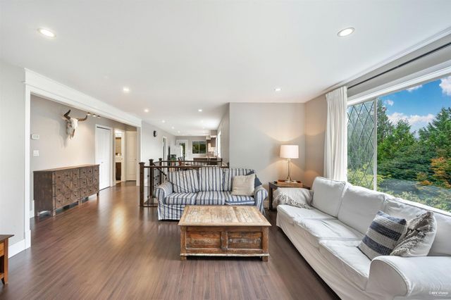 3115-benbow-road-westmount-wv-west-vancouver-09 at 3115 Benbow Road, Westmount WV, West Vancouver 3115-benbow-road-westmount-wv-west-vancouver-09 at 3115 Benbow Road, Westmount WV, West Vancouver