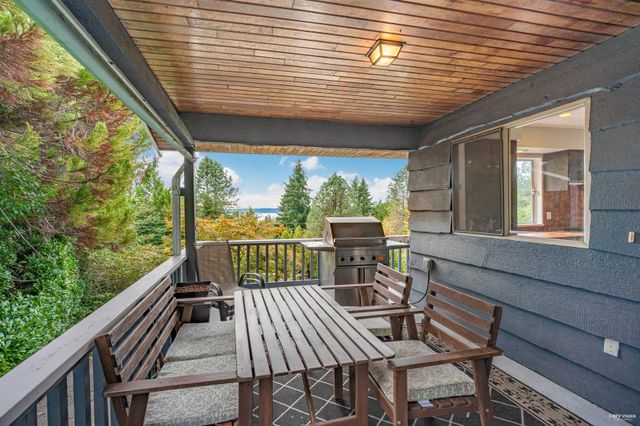 3115-benbow-road-westmount-wv-west-vancouver-19 at 3115 Benbow Road, Westmount WV, West Vancouver 3115-benbow-road-westmount-wv-west-vancouver-19 at 3115 Benbow Road, Westmount WV, West Vancouver