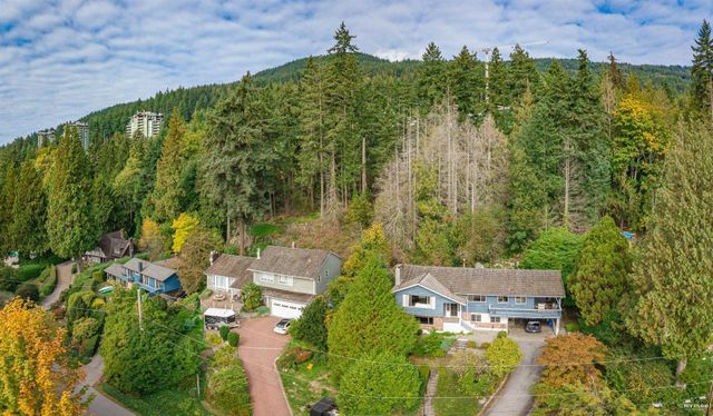 3115-benbow-road-westmount-wv-west-vancouver-33 at 3115 Benbow Road, Westmount WV, West Vancouver 3115-benbow-road-westmount-wv-west-vancouver-33 at 3115 Benbow Road, Westmount WV, West Vancouver