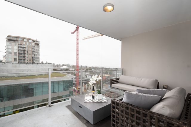 018 at 902 - 112 East 13th Street, Central Lonsdale, North Vancouver 018 at 902 - 112 East 13th Street, Central Lonsdale, North Vancouver