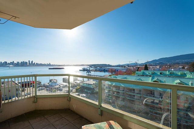 168-chadwick-court-lower-lonsdale-north-vancouver-09 at 610 - 168 Chadwick Court, Lower Lonsdale, North Vancouver 168-chadwick-court-lower-lonsdale-north-vancouver-09 at 610 - 168 Chadwick Court, Lower Lonsdale, North Vancouver