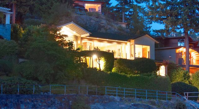 5721-eagle-harbour-rd-ext-frt at 5721 Eagle Harbour Road, Eagle Harbour, West Vancouver