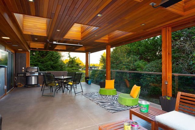 1345-sinclair-street-ambleside-west-vancouver-03 at 1345 Sinclair Street, Ambleside, West Vancouver 1345-sinclair-street-ambleside-west-vancouver-03 at 1345 Sinclair Street, Ambleside, West Vancouver