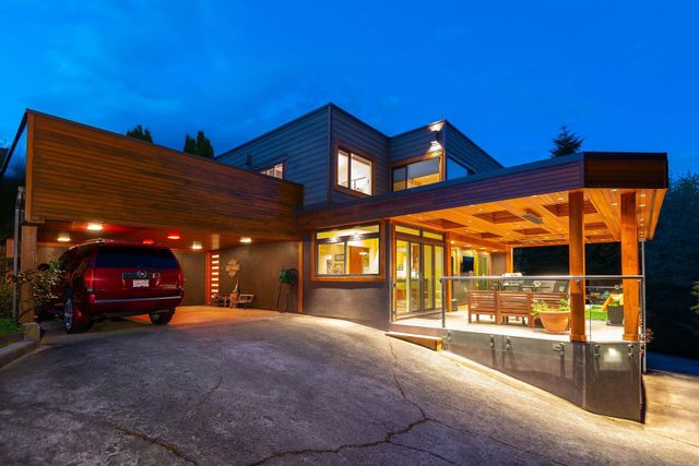 1345-sinclair-street-ambleside-west-vancouver-05 at 1345 Sinclair Street, Ambleside, West Vancouver 1345-sinclair-street-ambleside-west-vancouver-05 at 1345 Sinclair Street, Ambleside, West Vancouver