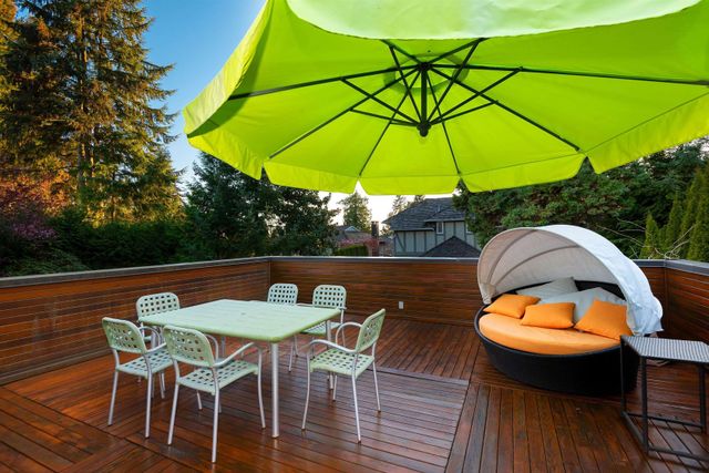 1345-sinclair-street-ambleside-west-vancouver-26 at 1345 Sinclair Street, Ambleside, West Vancouver 1345-sinclair-street-ambleside-west-vancouver-26 at 1345 Sinclair Street, Ambleside, West Vancouver