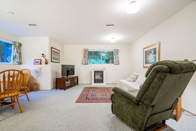 2303-bellevue-avenue-dundarave-west-vancouver-18 at 2303 Bellevue Avenue, Dundarave, West Vancouver