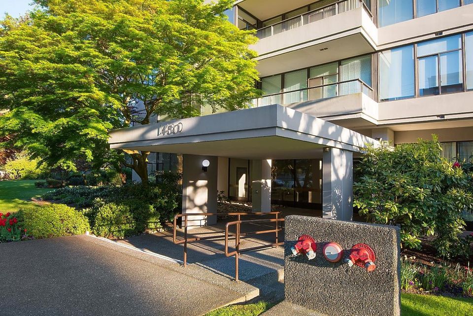 1480-duchess-avenue-ambleside-west-vancouver-02 at 1202 - 1480 Duchess Avenue, Ambleside, West Vancouver