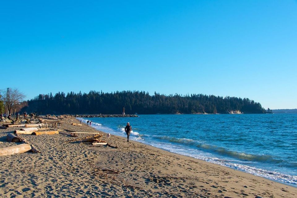 1480-duchess-avenue-ambleside-west-vancouver-33 at 1202 - 1480 Duchess Avenue, Ambleside, West Vancouver