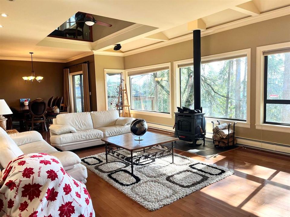 262833195-1 at 380 Mountain Drive, Lions Bay, West Vancouver