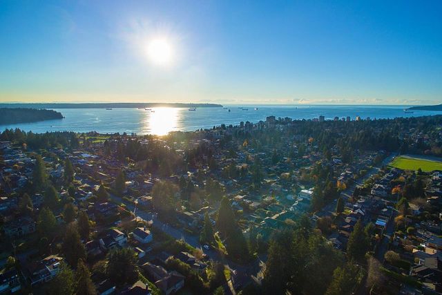 1310-braeside-street-sentinel-hill-west-vancouver-06 at 1310 Braeside Street, Sentinel Hill, West Vancouver 1310-braeside-street-sentinel-hill-west-vancouver-06 at 1310 Braeside Street, Sentinel Hill, West Vancouver