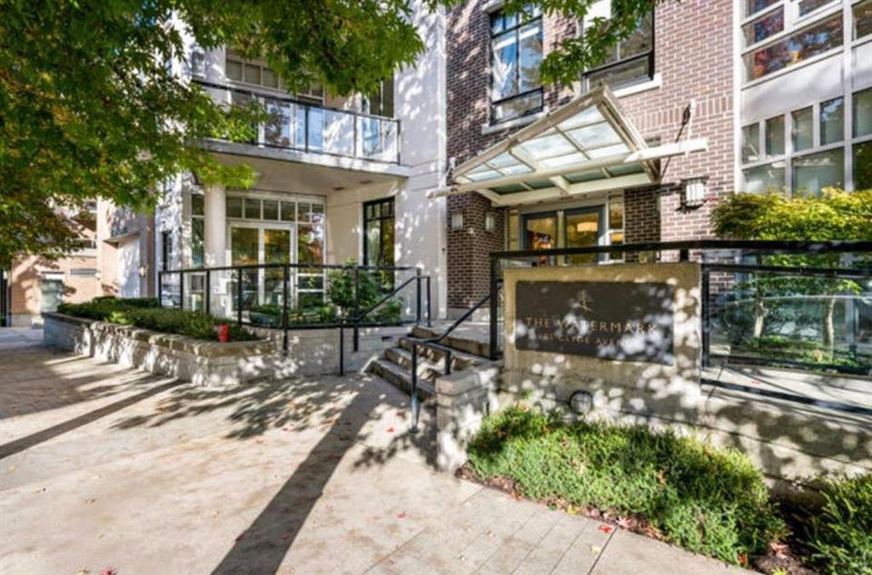 clyde-pic2 at 102 - 605 Clyde Avenue, Park Royal, West Vancouver