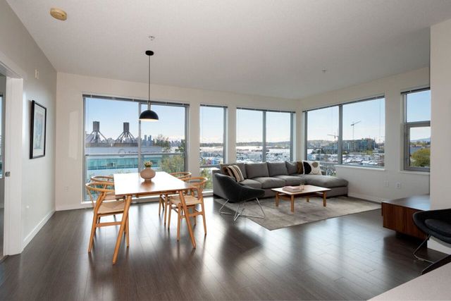 277-w-1st-street-lower-lonsdale-north-vancouver-04 at 307 - 277 W 1st Street, Lower Lonsdale, North Vancouver 277-w-1st-street-lower-lonsdale-north-vancouver-04 at 307 - 277 W 1st Street, Lower Lonsdale, North Vancouver