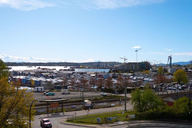 277-w-1st-street-lower-lonsdale-north-vancouver-06 at 307 - 277 W 1st Street, Lower Lonsdale, North Vancouver 277-w-1st-street-lower-lonsdale-north-vancouver-06 at 307 - 277 W 1st Street, Lower Lonsdale, North Vancouver