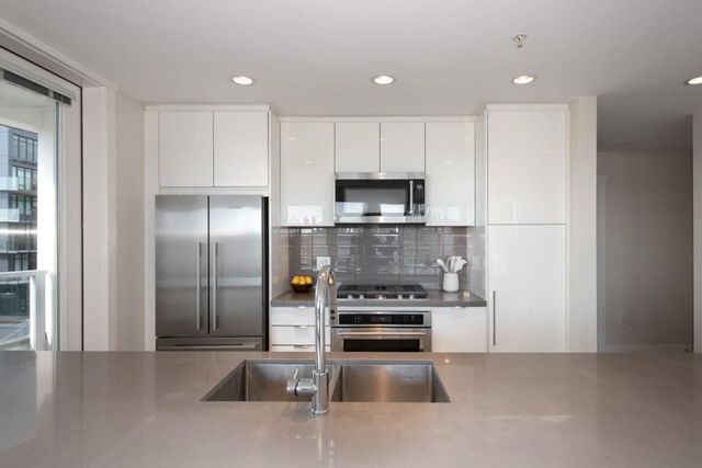 277-w-1st-street-lower-lonsdale-north-vancouver-14 at 307 - 277 W 1st Street, Lower Lonsdale, North Vancouver 277-w-1st-street-lower-lonsdale-north-vancouver-14 at 307 - 277 W 1st Street, Lower Lonsdale, North Vancouver