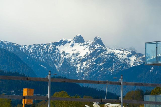 277-w-1st-street-lower-lonsdale-north-vancouver-32 at 307 - 277 W 1st Street, Lower Lonsdale, North Vancouver 277-w-1st-street-lower-lonsdale-north-vancouver-32 at 307 - 277 W 1st Street, Lower Lonsdale, North Vancouver