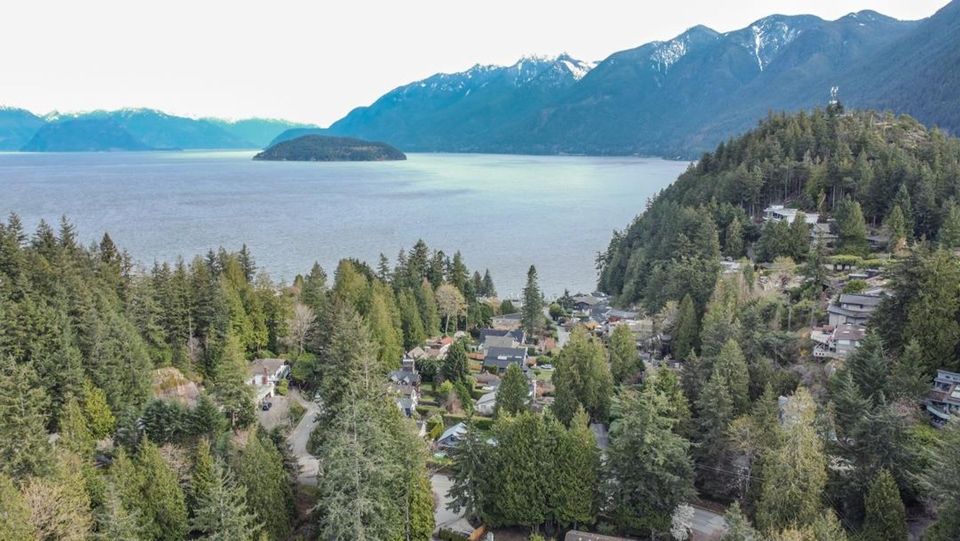 6945-marine-drive-whytecliff-west-vancouver-35 at 6945 Marine Drive, Whytecliff, West Vancouver