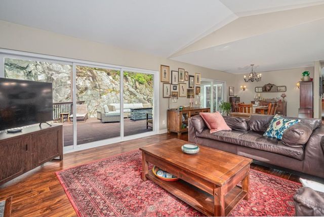 6945-marine-drive-whytecliff-west-vancouver-07 at 6945 Marine Drive, Whytecliff, West Vancouver 6945-marine-drive-whytecliff-west-vancouver-07 at 6945 Marine Drive, Whytecliff, West Vancouver