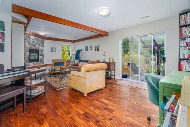 6945-marine-drive-whytecliff-west-vancouver-26 at 6945 Marine Drive, Whytecliff, West Vancouver 6945-marine-drive-whytecliff-west-vancouver-26 at 6945 Marine Drive, Whytecliff, West Vancouver