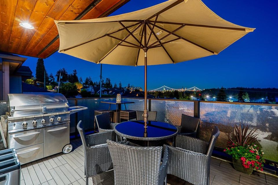 1155-duchess-avenue-ambleside-west-vancouver-04 at 1155 Duchess Avenue, Ambleside, West Vancouver