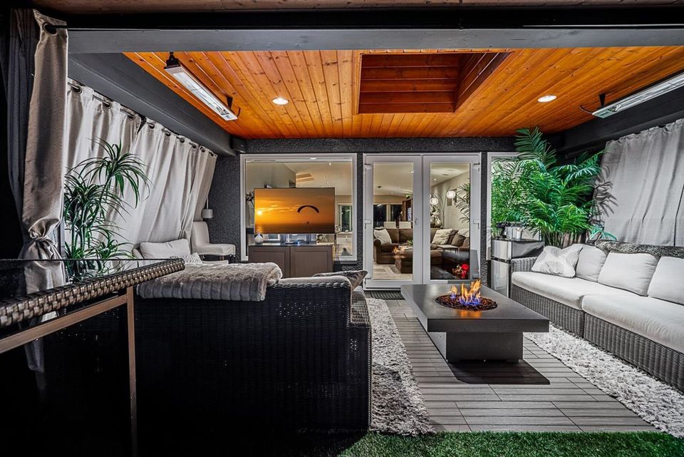 1155-duchess-avenue-ambleside-west-vancouver-16 at 1155 Duchess Avenue, Ambleside, West Vancouver