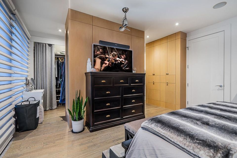 1155-duchess-avenue-ambleside-west-vancouver-21 at 1155 Duchess Avenue, Ambleside, West Vancouver