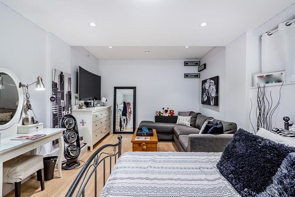 1155-duchess-avenue-ambleside-west-vancouver-29 at 1155 Duchess Avenue, Ambleside, West Vancouver